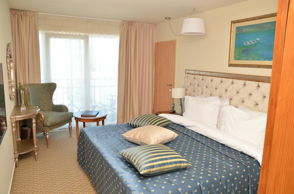 Carmen International Hotel Venus - Fost Becali Hotel Room photo